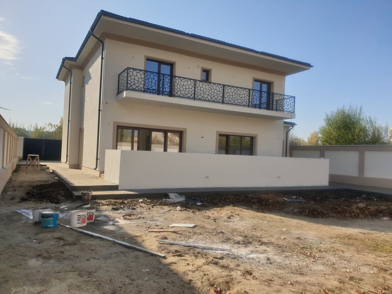 Echipa profesionista de finisori