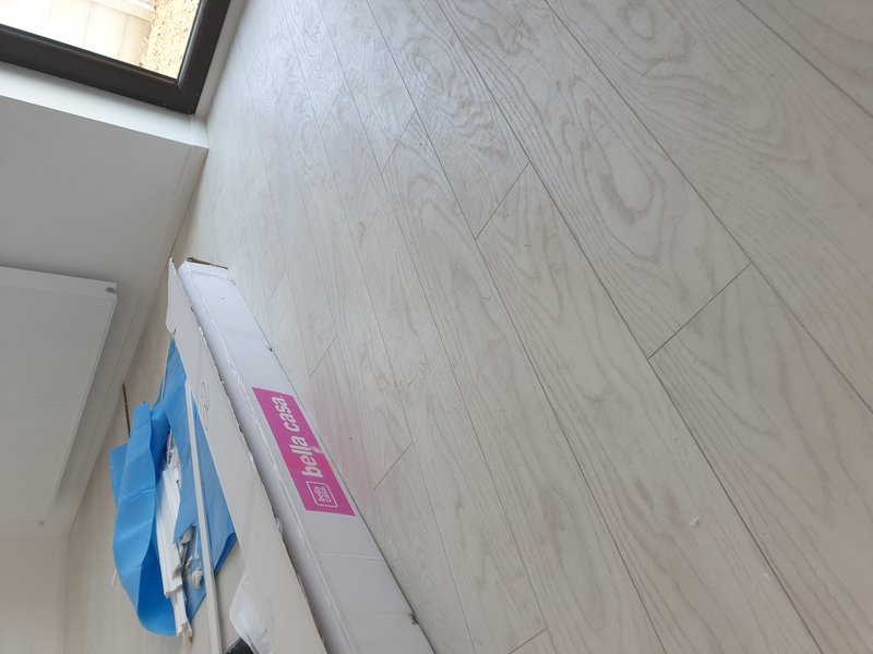 Echipa profesionista de finisori